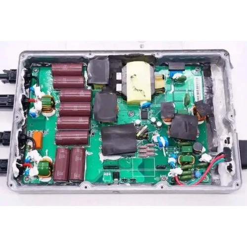 Photovoltaic inverter power chip